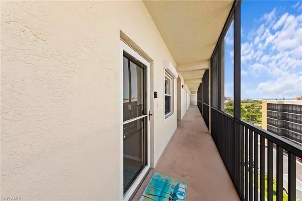 Fort Myers Beach, FL 33931,4411 Bay Beach LN #762