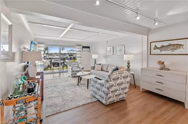 900 Broad AVE S #133/134, Naples, FL 34102