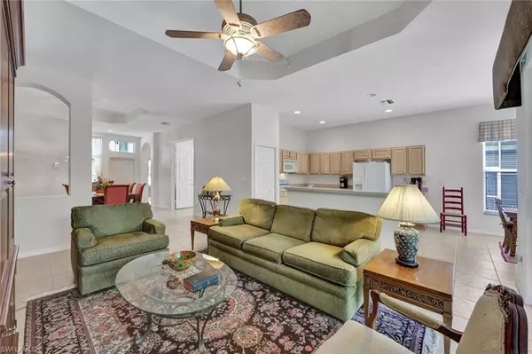 Naples, FL 34104,818 Grafton CT #5