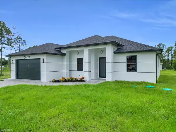 Lehigh Acres, FL 33971,3809 Sunset RD
