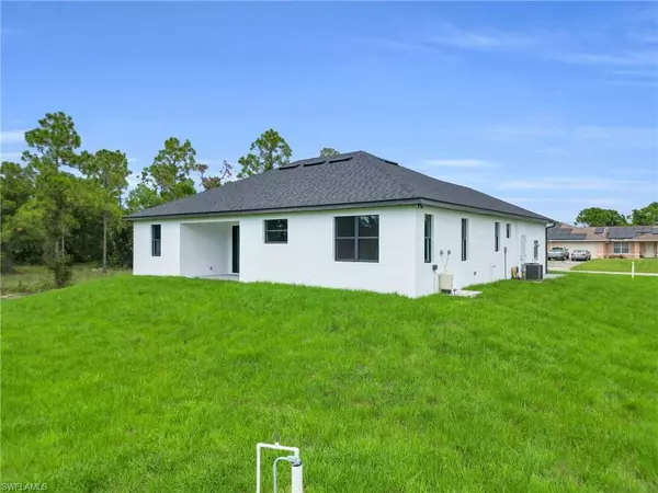 Lehigh Acres, FL 33971,2504 23rd ST W