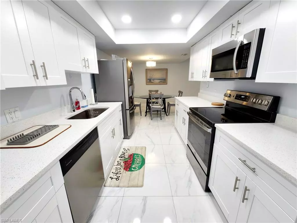 Naples, FL 34112,3615 Boca Ciega DR #212