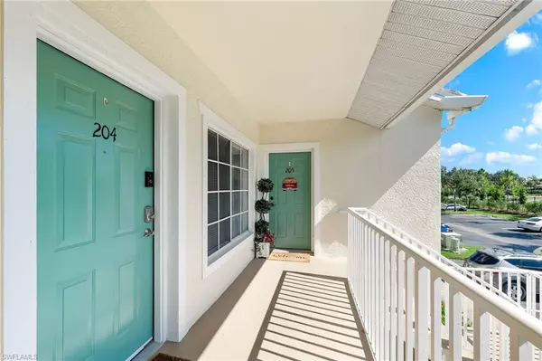 Naples, FL 34109,4935 Sandra Bay DR #3-204