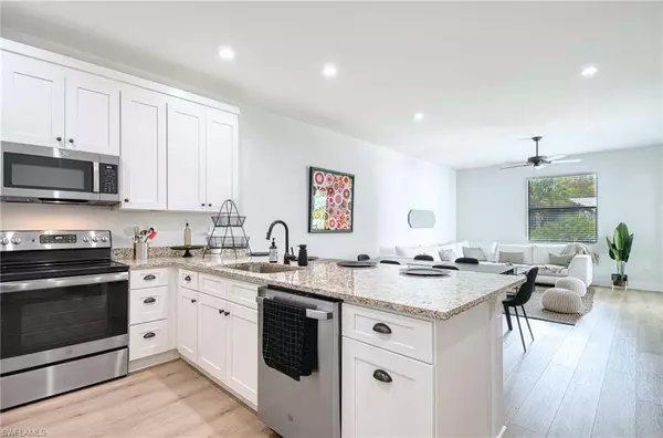 Naples, FL 34104,1147 Steeves AVE