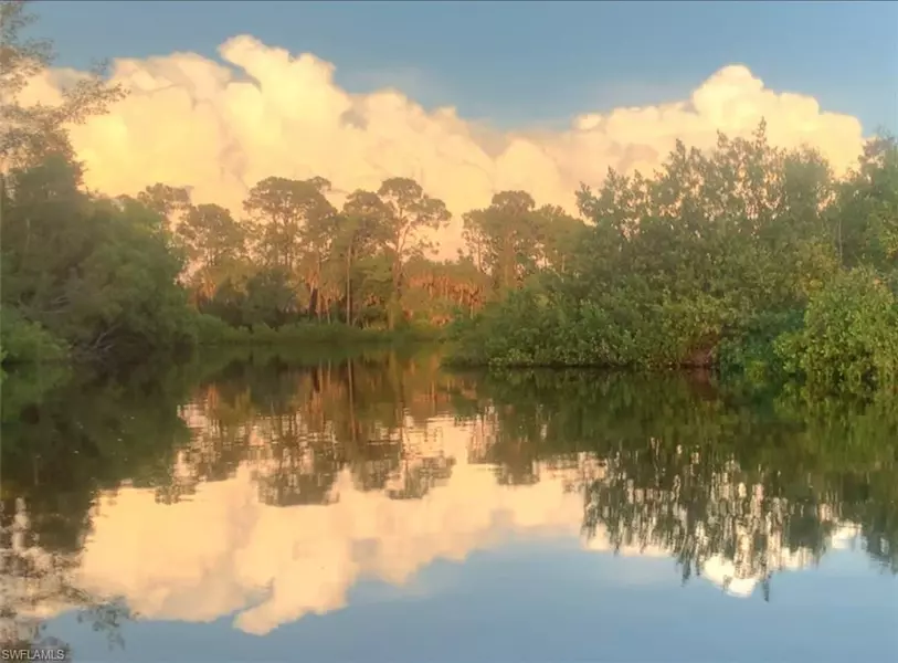 4021 Full Moon CT, Naples, FL 34112