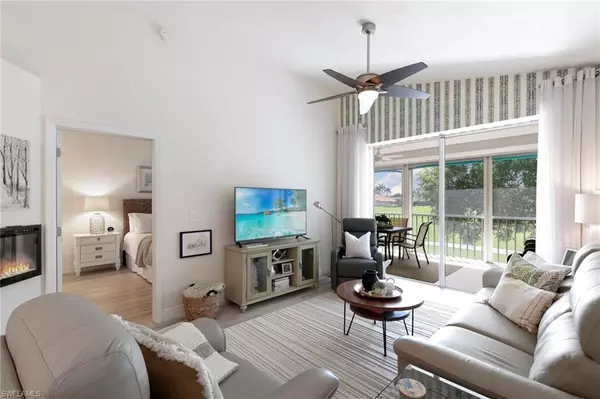 Naples, FL 34113,8228 Twelve Oaks CIR #322