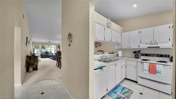 Naples, FL 34112,3532 Antarctic CIR #2216