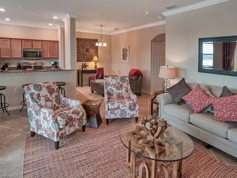 9560 Trevi CT E #4842, Naples, FL 34113