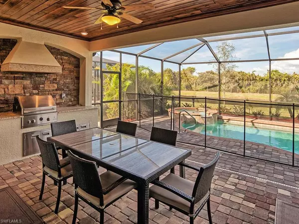 Naples, FL 34114,2850 Aviamar CIR