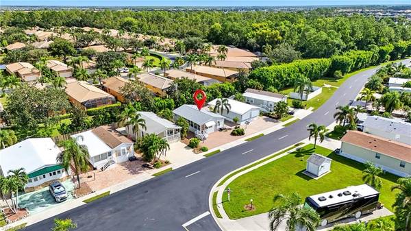 Naples, FL 34120,1041 Crystal Lake DR