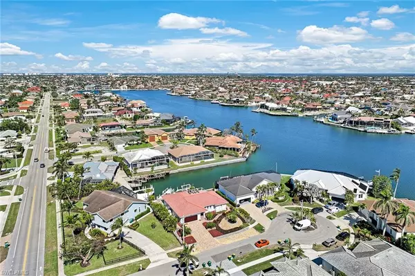 Marco Island, FL 34145,970 Ironwood CT