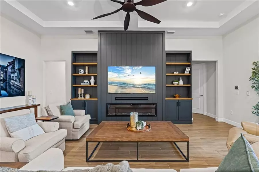 2961 Sagittaria LN, Alva, FL 33920