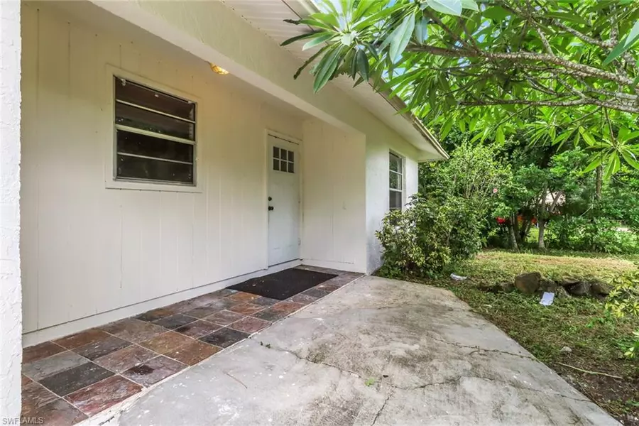 2075 17th ST SW, Naples, FL 34117