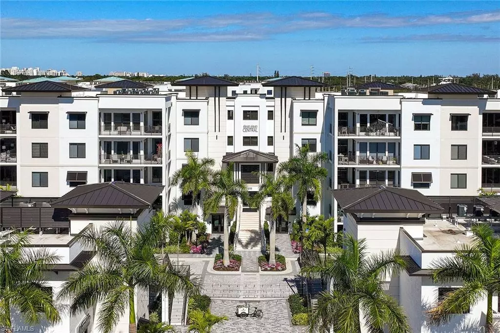 Naples, FL 34102,1115 Central AVE #451