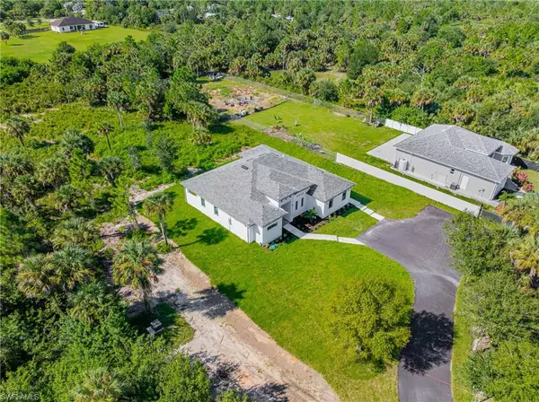 Naples, FL 34120,2832 6th AVE NE