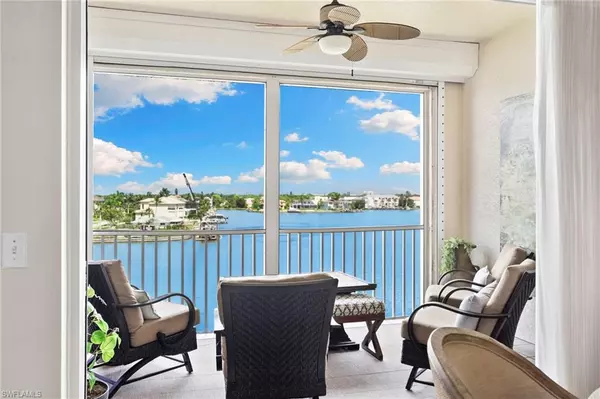 Naples, FL 34108,9380 Gulf Shore DR #402