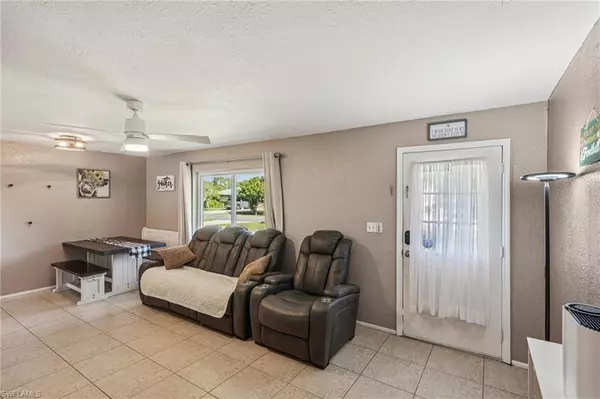 Fort Myers, FL 33905,12619 2nd ST