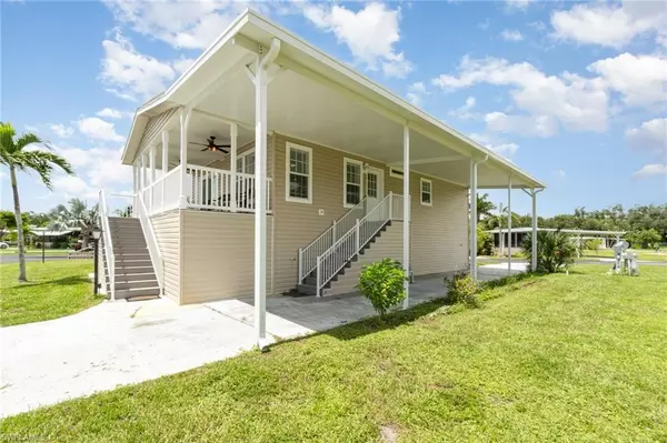 Fort Myers, FL 33908,54 Sturbridge LN