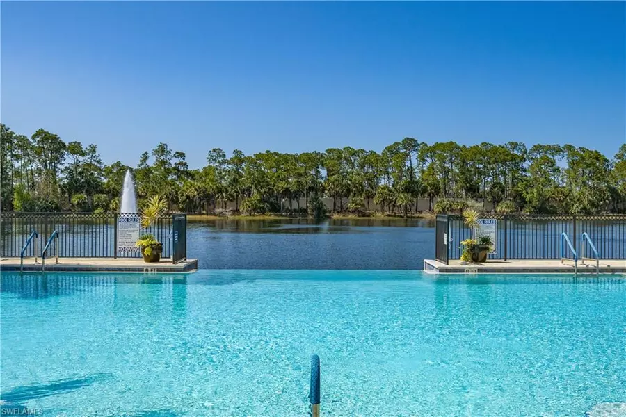 1760 Tarpon Bay DR S #102, Naples, FL 34119