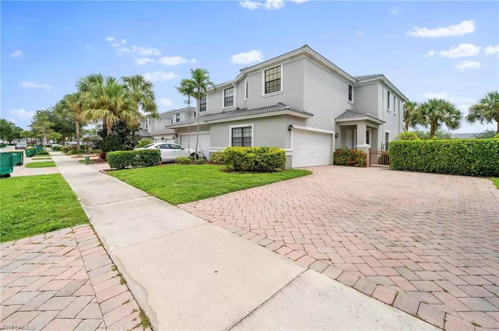 Naples, FL 34119,15662 Summit Place CIR #385