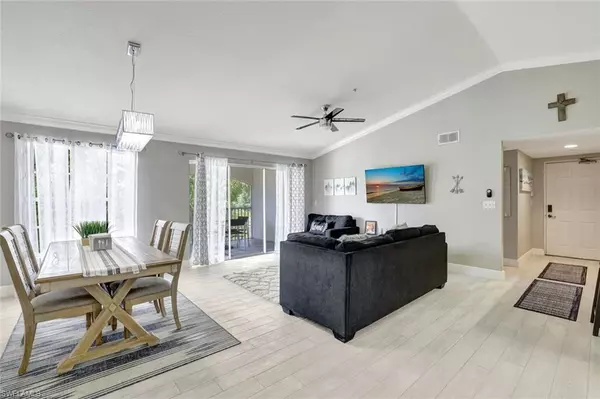 Naples, FL 34109,4670 Saint Croix LN #632