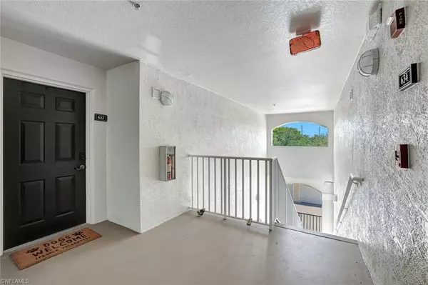 Naples, FL 34109,4670 Saint Croix LN #632