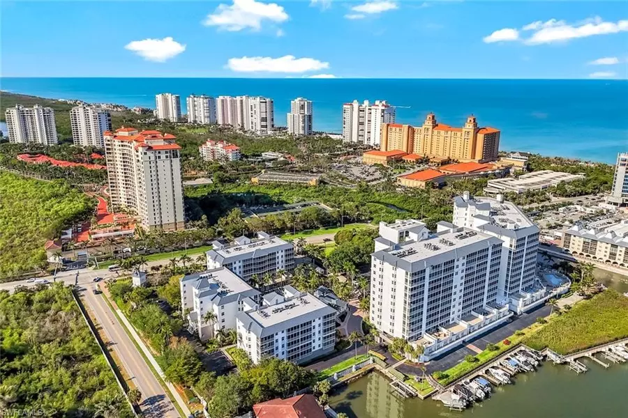 410 Flagship DR #906, Naples, FL 34108