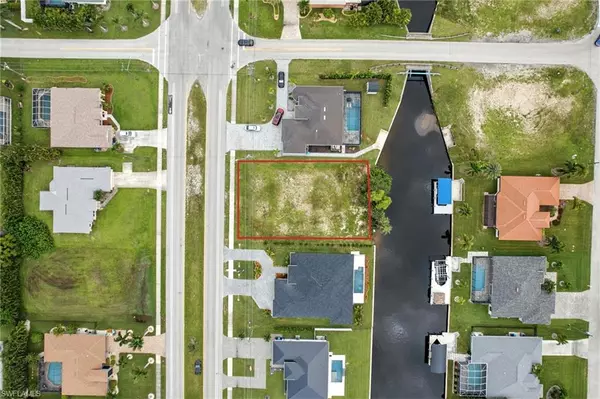 Cape Coral, FL 33914,2592 Surfside BLVD