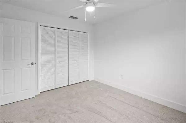 Sanibel, FL 33957,1046 N Periwinkle WAY #B