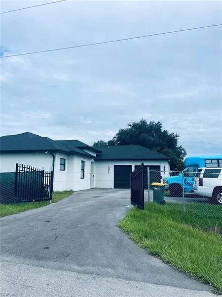3111 Everglades BLVD N, Naples, FL 34120