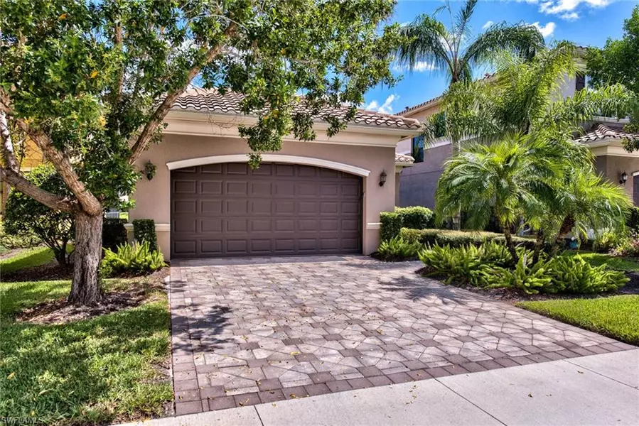 3417 Tigris LN, Naples, FL 34119