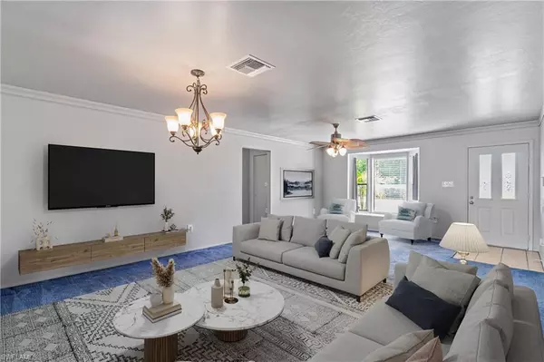 Naples, FL 34116,5017 28th AVE SW