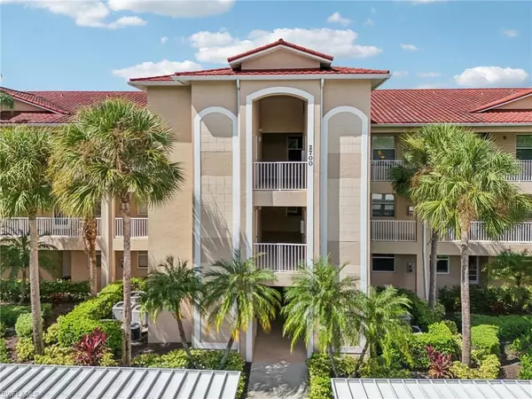 2700 Cypress Trace CIR #3134, Naples, FL 34119