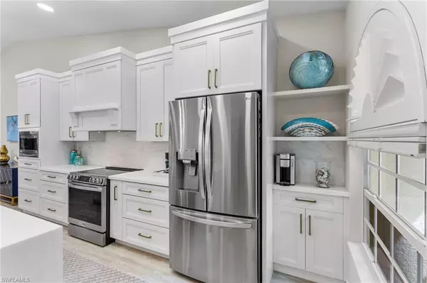 Naples, FL 34110,754 Wiggins Bay DR