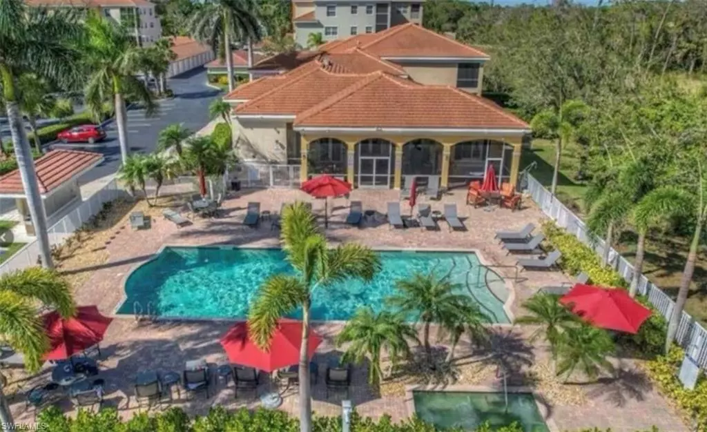 Naples, FL 34112,4430 Botanical Place CIR #303