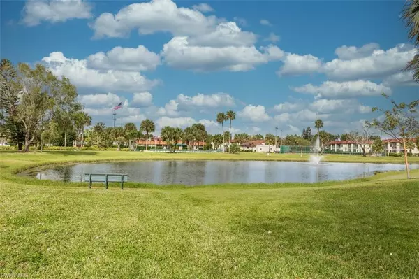 4309 27th CT SW #202, Naples, FL 34116