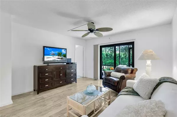 Naples, FL 34116,4251 27th CT SW #103
