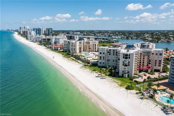 Naples, FL 34103,3115 Gulf Shore BLVD N #203S