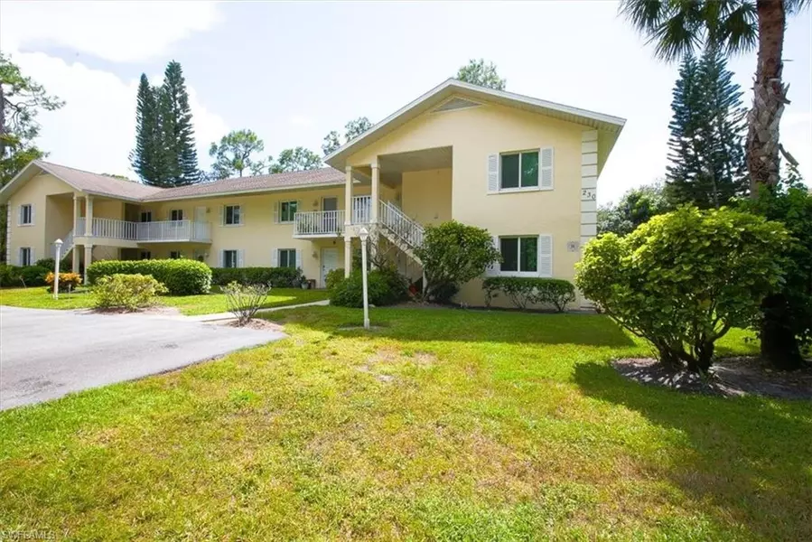 230 Timber Lake CIR #C204, Naples, FL 34104