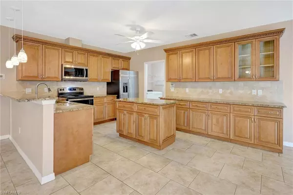 Punta Gorda, FL 33983,2450 Rio De Janeiro AVE