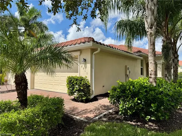 2511 Vine AVE, Naples, FL 34120