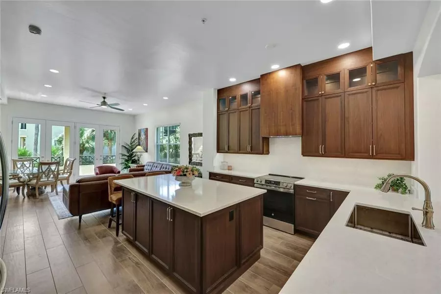 2609 Estrella CT #1902, Naples, FL 34109