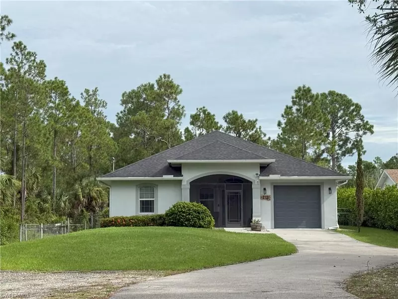 2131 22nd AVE NE, Naples, FL 34120