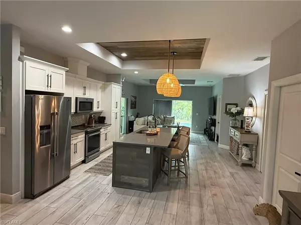 Naples, FL 34120,2131 22nd AVE NE