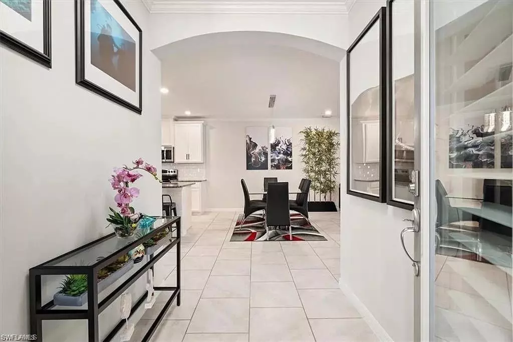 Naples, FL 34114,14672 Edgewater CIR