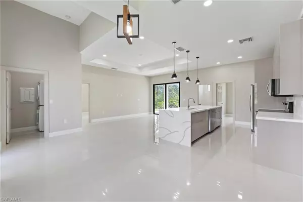 Lehigh Acres, FL 33971,2903 37th ST W