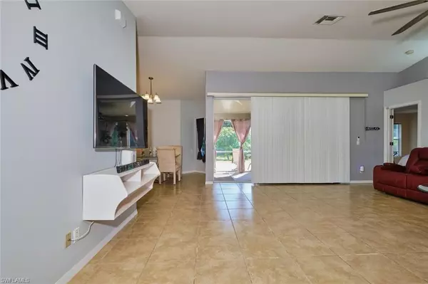 Fort Myers, FL 33905,6111 Astoria AVE