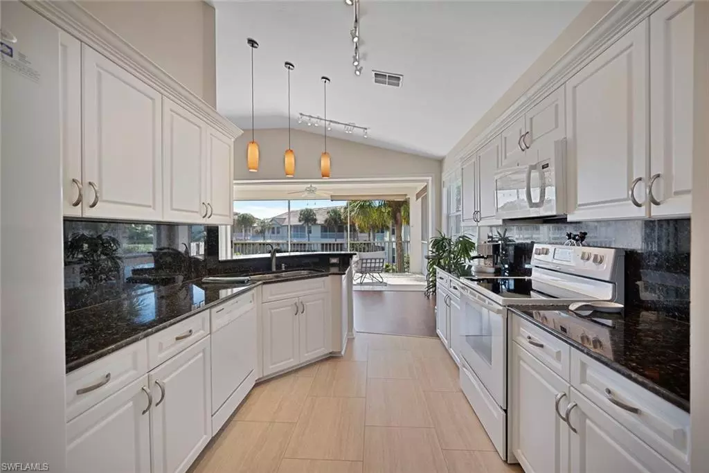 Naples, FL 34109,7774 Gardner DR #202