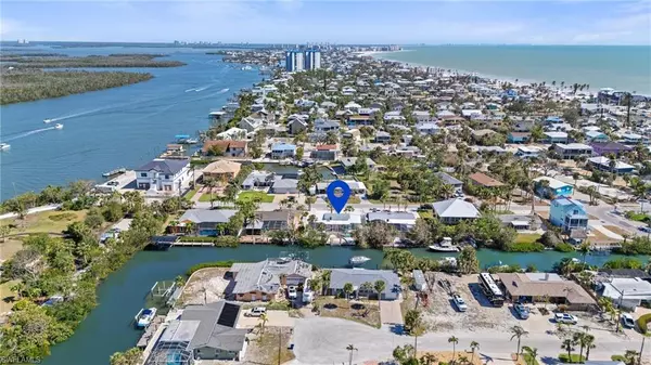 Fort Myers Beach, FL 33931,411 Connecticut ST