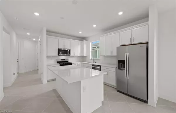 North Fort Myers, FL 33917,17831 Beautybush TER